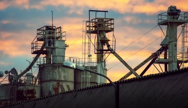 compra de fabricas madrid barcelona espana